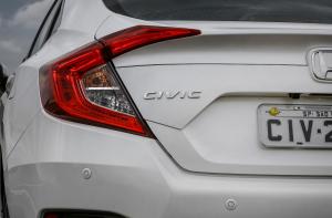 Honda Civic EXL Sedan 2016 года  (LA)